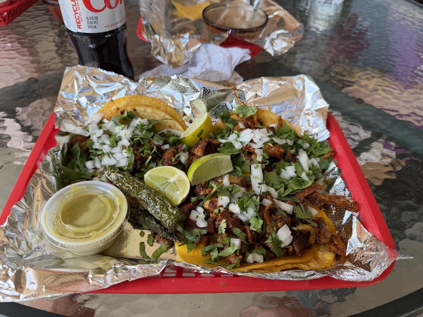 Los Tres Hermanitos