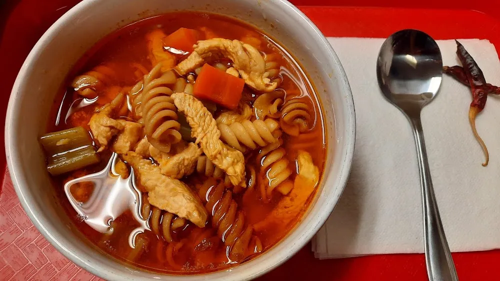 Sopa Con Pollo